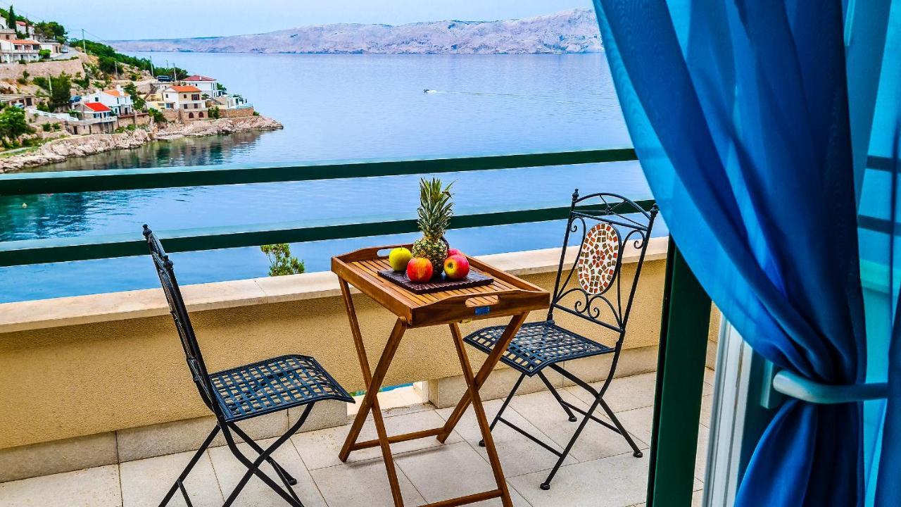 Villa Relax , With Seaview And Two Pools Near Beach Starigrad  Exterior foto