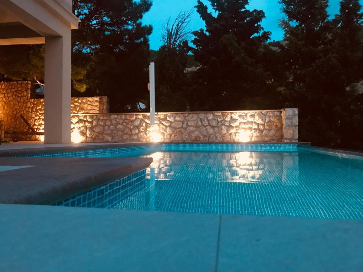 Villa Relax , With Seaview And Two Pools Near Beach Starigrad  Exterior foto